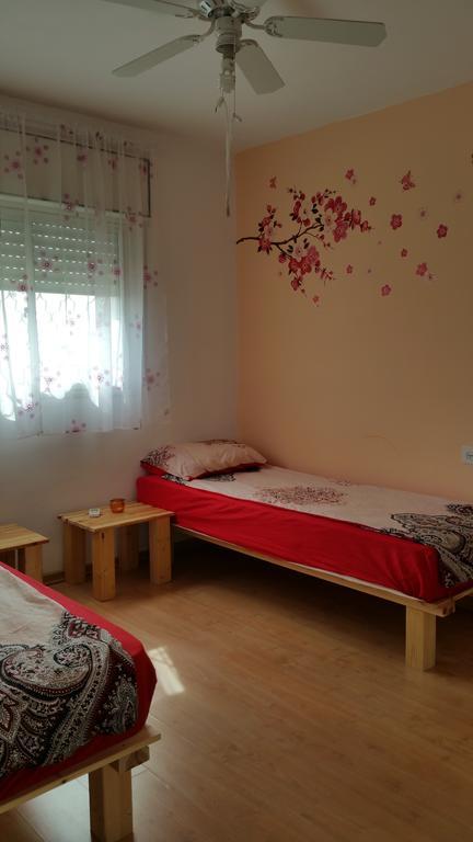 Dive Non Stop Cottage Guest house *